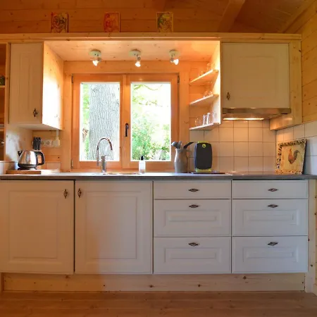 Cosy Chalet In With Garden Lottum